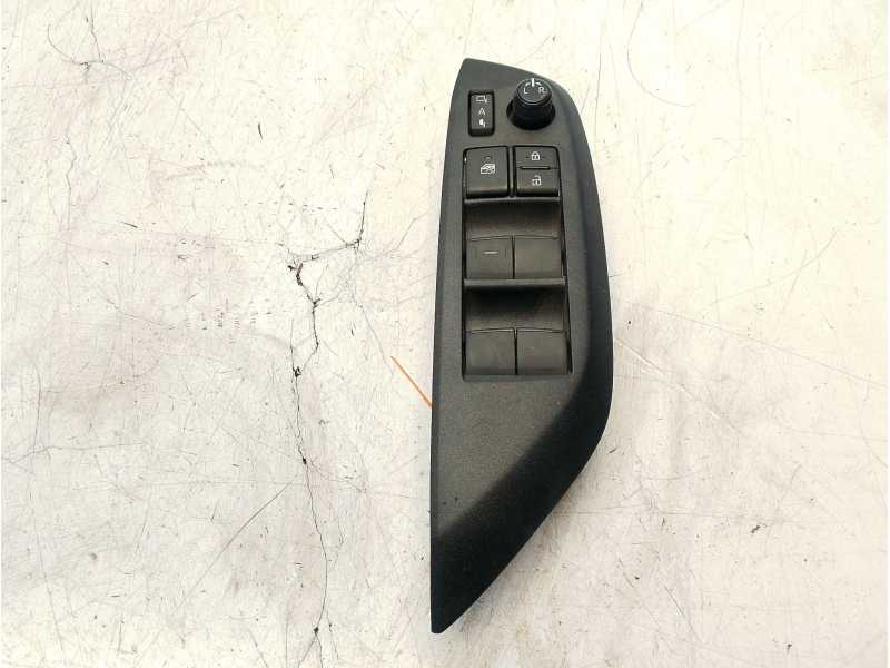 Recambio de mando elevalunas delantero izquierdo para toyota yaris active referencia OEM IAM 840400D020  