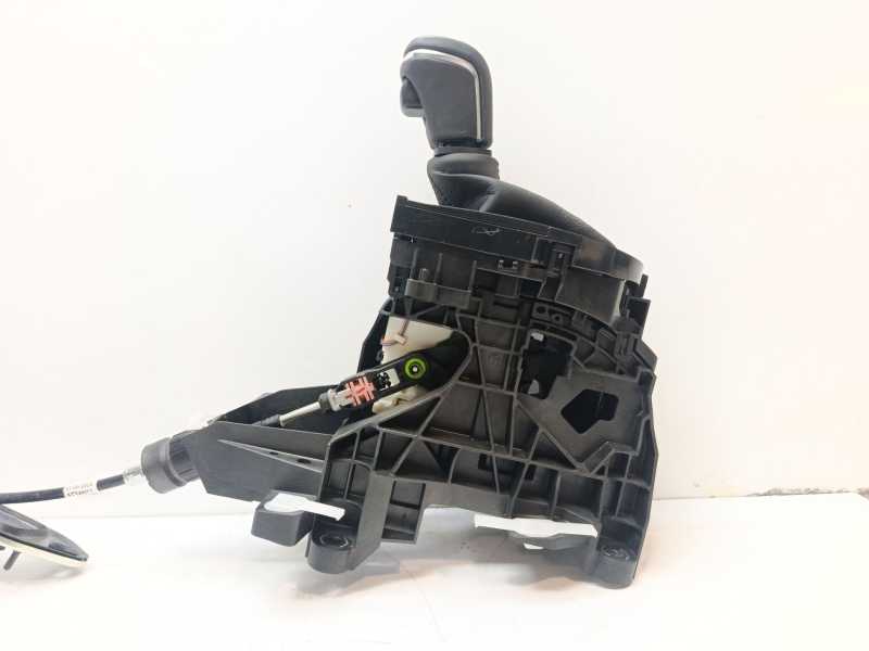 Recambio de palanca cambio para toyota yaris active referencia OEM IAM 33560F4050 33820K0040 75G588