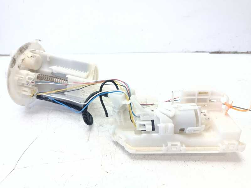 Recambio de aforador para toyota yaris active referencia OEM IAM 77020K0080  3E0B232