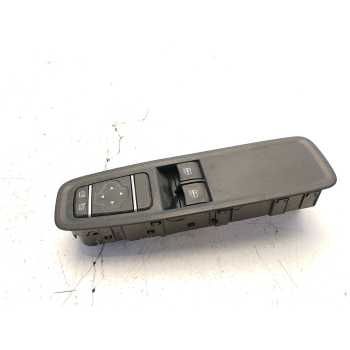 MANDO ELEVALUNAS DELANTERO IZQUIERDO 255700068R 