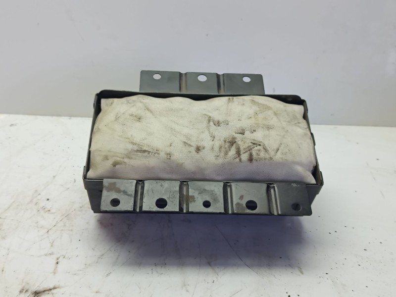 Recambio de airbag delantero derecho para kia cee´d referencia OEM IAM 84540IHXXX  