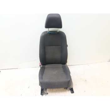 ASIENTO DELANTERO IZQUIERDO 5N0881105H 