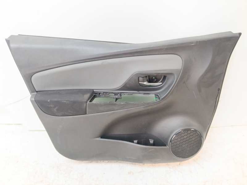 Recambio de guarnecido puerta delantera izquierda para toyota yaris hsd active referencia OEM IAM 676200DK5028  1482608X