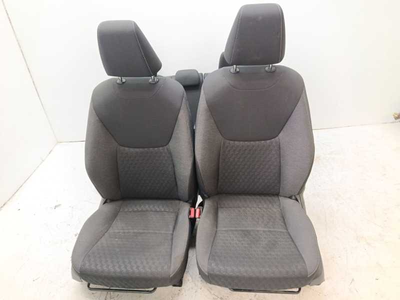 Recambio de juego asientos completo para toyota yaris active referencia OEM IAM 71074K0250C4  72020K0040 / 72010K0070 / 71013K00