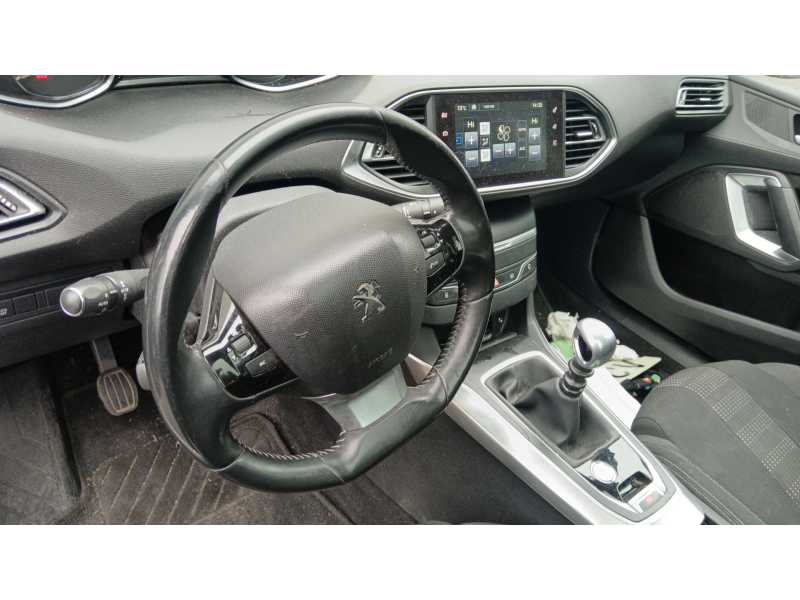 Recambio de volante para peugeot 308 ii (lb_, lp_, lw_, lh_, l3_) 1.2 thp 130 referencia OEM IAM   