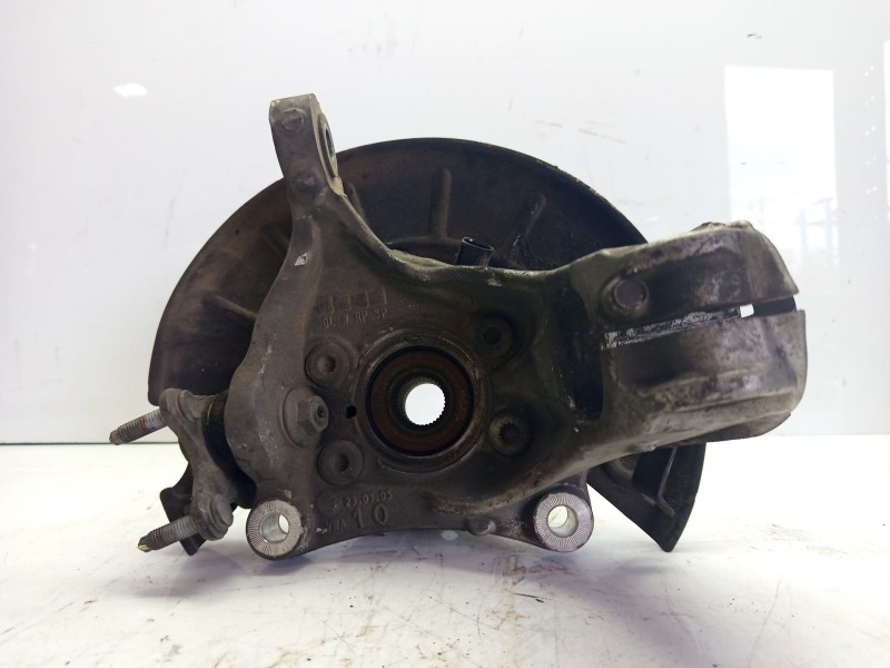 Recambio de mangueta delantera izquierda para volkswagen passat berlina (3c2) advance referencia OEM IAM 3C0407253F  