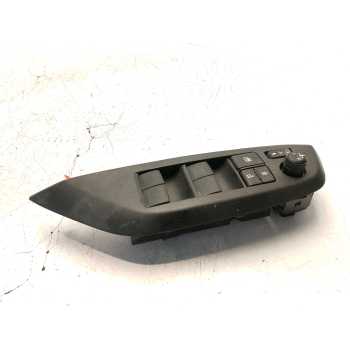 MANDO ELEVALUNAS DELANTERO IZQUIERDO 8404002550 