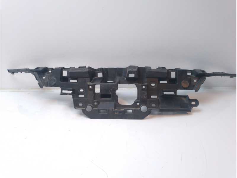 Recambio de molduras delanteras para toyota corolla (e21) referencia OEM IAM 5311402530  