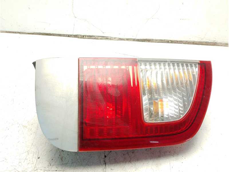 Recambio de piloto trasero izquierdo para ssangyong kyron 2.0 xdi 4x4 referencia OEM IAM 8360109100  