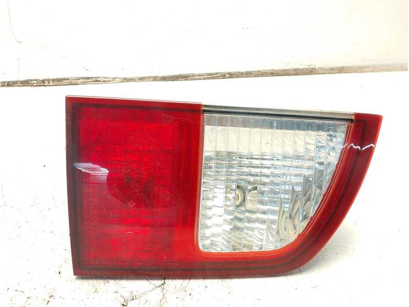 Recambio de piloto trasero derecho interior para ssangyong kyron 2.0 xdi 4x4 referencia OEM IAM 8360409100  