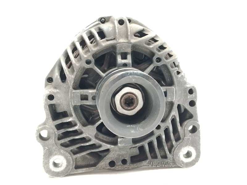 Recambio de alternador para volkswagen polo (6n2) 1.4 referencia OEM IAM 028903018X  