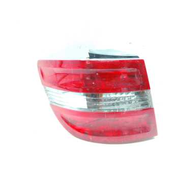 PILOTO TRASERO IZQUIERDO A1698202364 