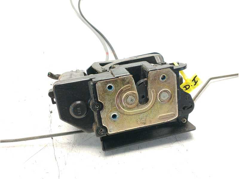 Recambio de cerradura puerta delantera izquierda para ssangyong kyron 2.0 xdi 4x4 referencia OEM IAM 7121009020  