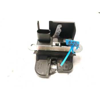 CERRADURA MALETERO / PORTON 5M0827505E 