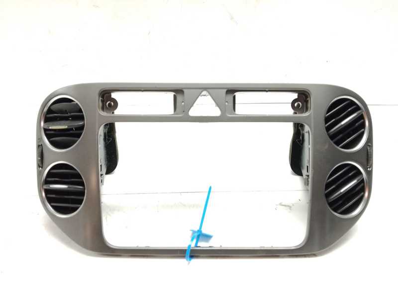 Recambio de rejilla aireadora para volkswagen tiguan (5n_) 2.0 tdi 4motion referencia OEM IAM 5M0858069A  