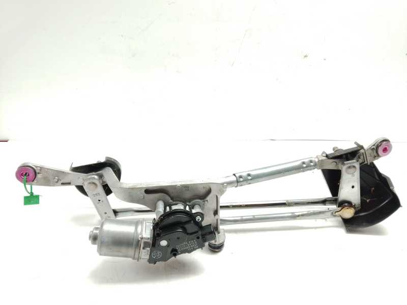 Recambio de motor limpia delantero para toyota yaris 1.5 16v cat referencia OEM IAM 85110K0120  