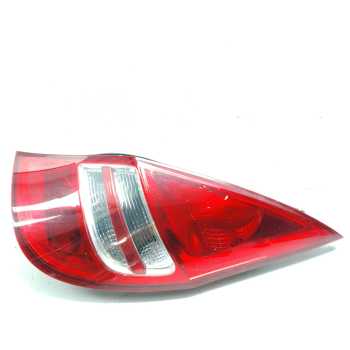 PILOTO TRASERO DERECHO 924022L010 