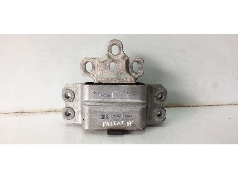Recambio de soporte cambio para volkswagen passat variant (3c5) v6 fsi highline 4motion referencia OEM IAM 3C0199555 13030723004