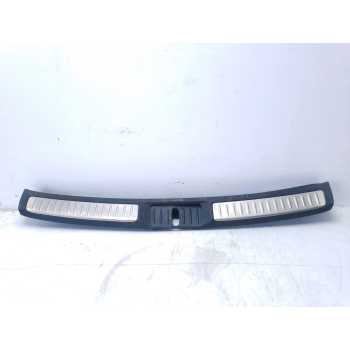 TAPA MALETERO 5838705110C1 