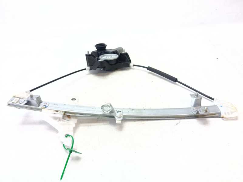 Recambio de elevalunas trasero derecho para toyota yaris 1.5 16v cat referencia OEM IAM 857100D550  0620206790