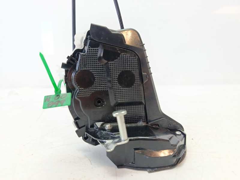Recambio de cerradura puerta trasera izquierda para toyota yaris 1.5 16v cat referencia OEM IAM 69060K0030  210907