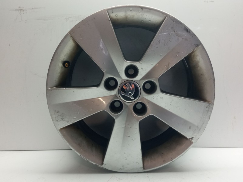 Recambio de llanta para skoda rapid (nh3, nk3, nk6) 1.6 tdi referencia OEM IAM 5JA601025L 5JA601025N 