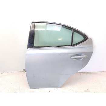 PUERTA TRASERA IZQUIERDA 6700453040 