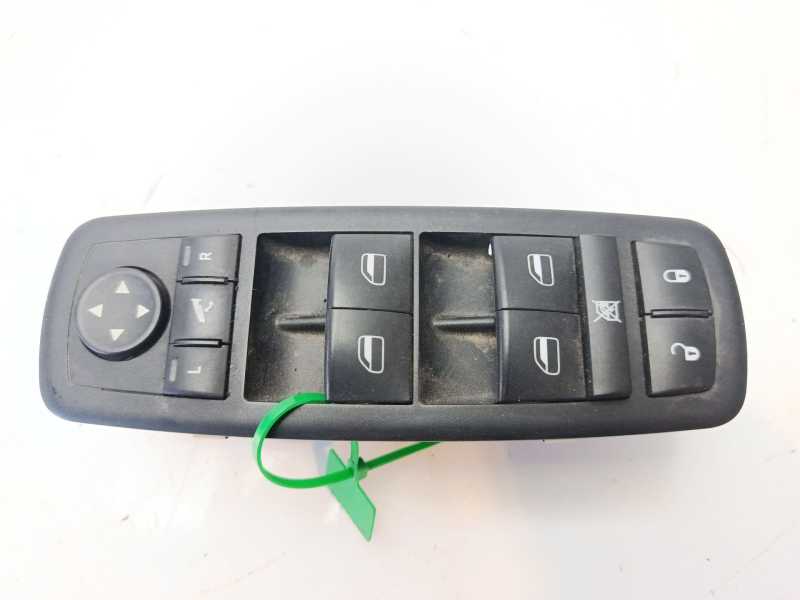Recambio de mando elevalunas delantero izquierdo para chrysler voyager (es) 3.3 cat referencia OEM IAM 68029023AA  10001745