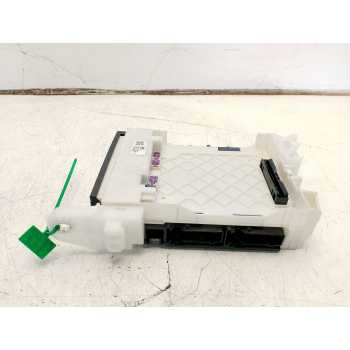 CAJA RELES / FUSIBLES 8273052R90 
