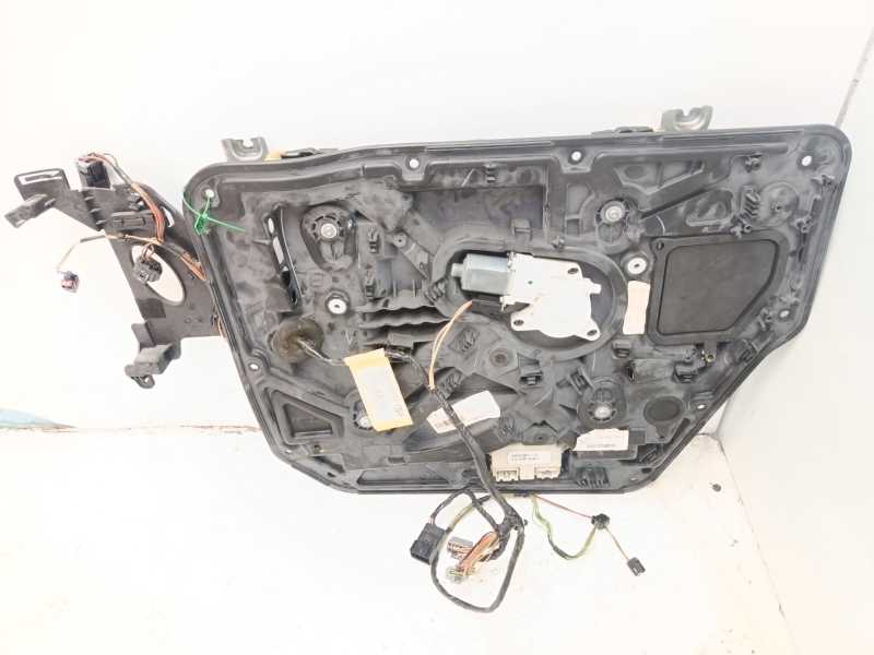 Recambio de elevalunas trasero izquierdo para chrysler voyager (es) 3.3 cat referencia OEM IAM 68030687AA  20075508950