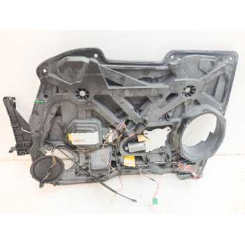 ELEVALUNAS DELANTERO DERECHO 68030654AA 03175972