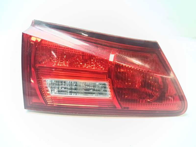 Recambio de piloto trasero izquierdo interior para lexus is referencia OEM IAM 8159153070  