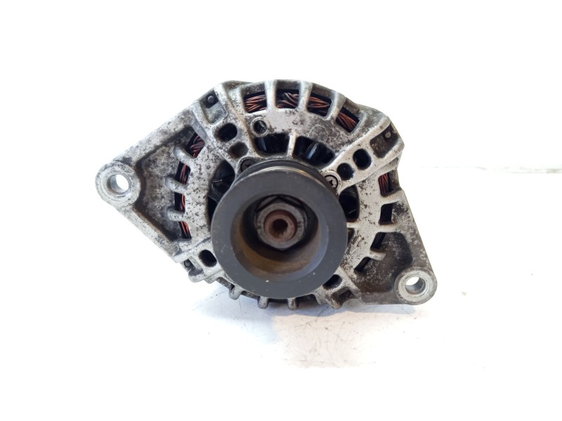 Recambio de alternador para iveco daily caja cerrada (2006 =>) referencia OEM IAM 504385134  