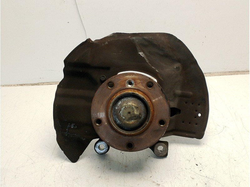 Recambio de mangueta delantera derecha para bmw 3 compact (e46) 320 td referencia OEM IAM 31211096430  