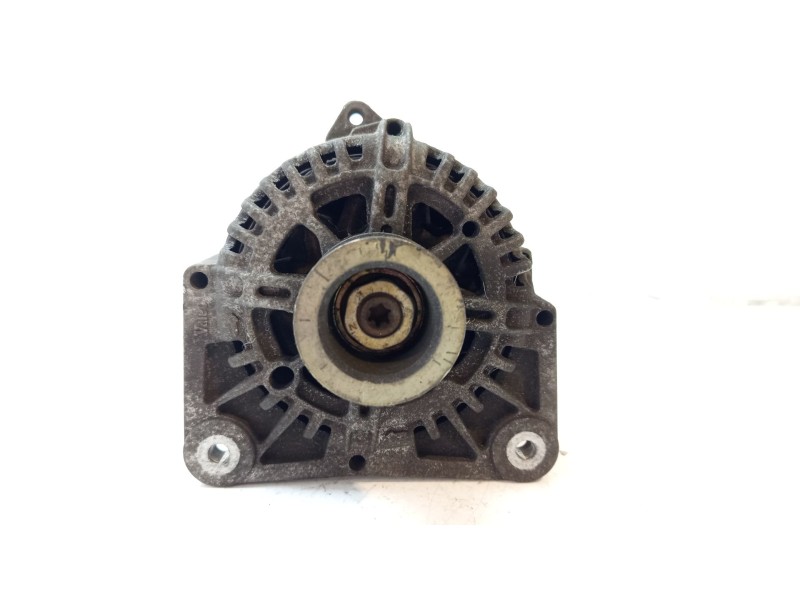 Recambio de alternador para renault scenic ii 1.9 dci diesel referencia OEM IAM 8200290215  