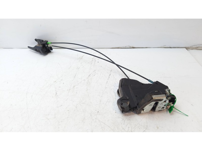 Recambio de cerradura puerta delantera derecha para toyota verso business referencia OEM IAM 6903005130 6920502120C0 