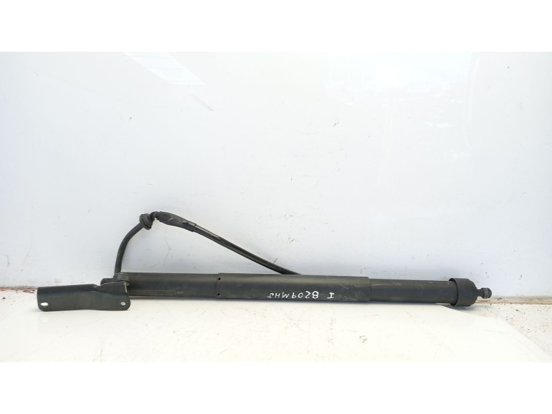 Recambio de amortiguadores maletero / porton para toyota yaris active referencia OEM IAM 6892052030  