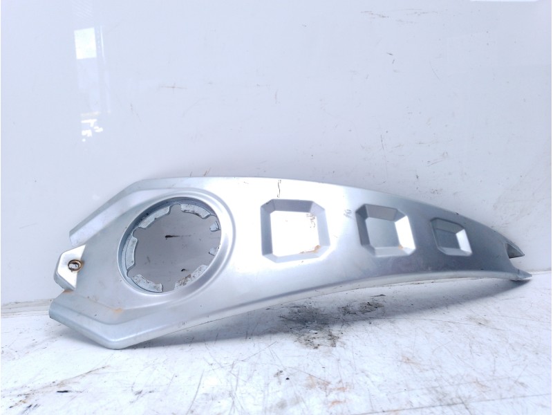 Recambio de moldura para fb-mondial hps 125 referencia OEM IAM FB67952200007M  