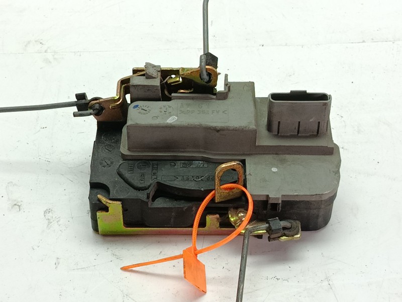 Recambio de cerradura puerta delantera izquierda para peugeot 206 hatchback (2a/c) 1.9 d referencia OEM IAM 9135H3  