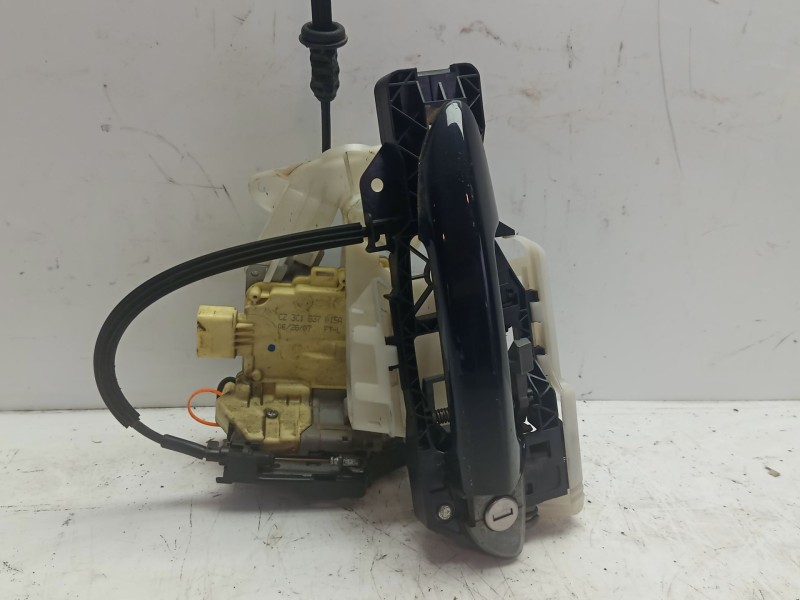 Recambio de cerradura puerta delantera izquierda para volkswagen passat berlina (3c2) advance referencia OEM IAM 3C1837015A  