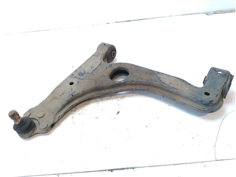 Recambio de brazo suspension inferior delantero izquierdo para opel astra h ber. essentia referencia OEM IAM 24454477  