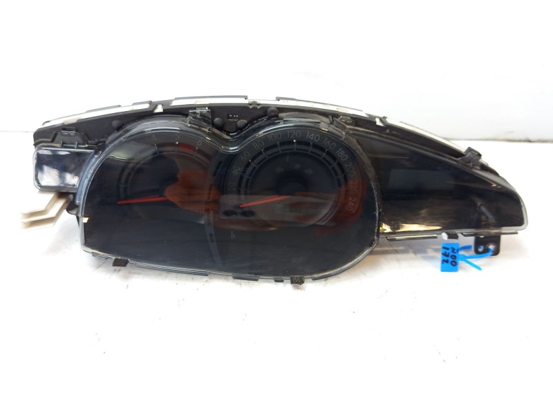 Recambio de cuadro instrumentos para toyota verso business referencia OEM IAM 838000F520  