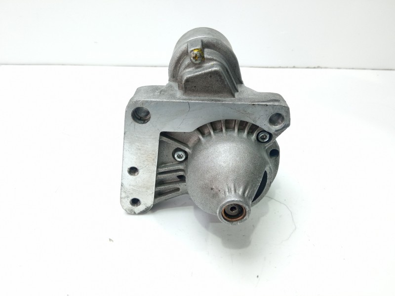 Recambio de motor arranque para peugeot 206 berlina 1.4 hdi referencia OEM IAM F4321651  