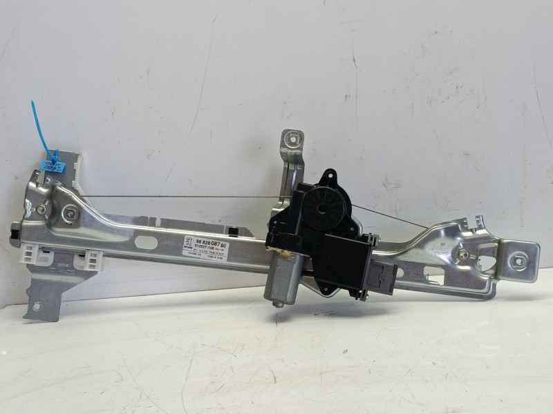 Recambio de elevalunas trasero izquierdo para peugeot 5008 (0u_, 0e_) 1.6 bluehdi 120 referencia OEM IAM 1607675380  
