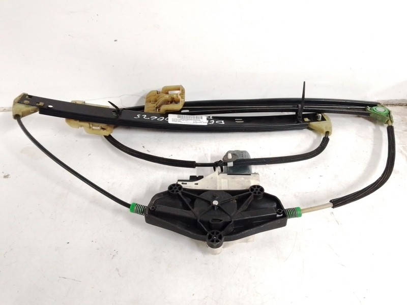 Recambio de elevalunas delantero derecho para audi a4 ber. (b8) básico referencia OEM IAM 8K0837462E  