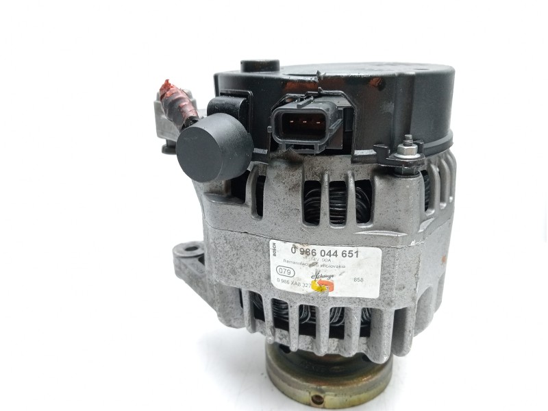 Recambio de alternador para ford focus turnier (cak) ambiente referencia OEM IAM 0986044651  