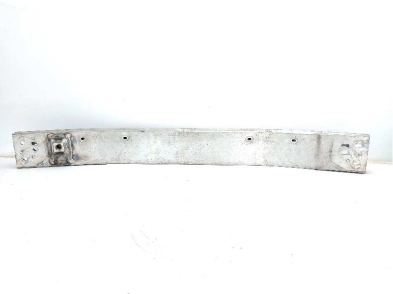 Recambio de refuerzo paragolpes delantero para toyota c-hr referencia OEM IAM 52131F4020  