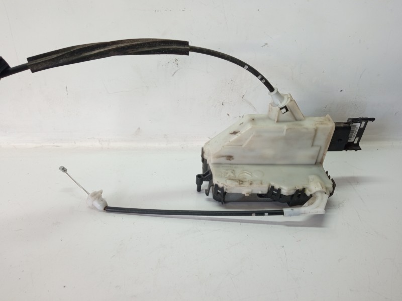 Recambio de cerradura puerta delantera derecha para citroën berlingo cuadro sx referencia OEM IAM S3MA01851 16942581 