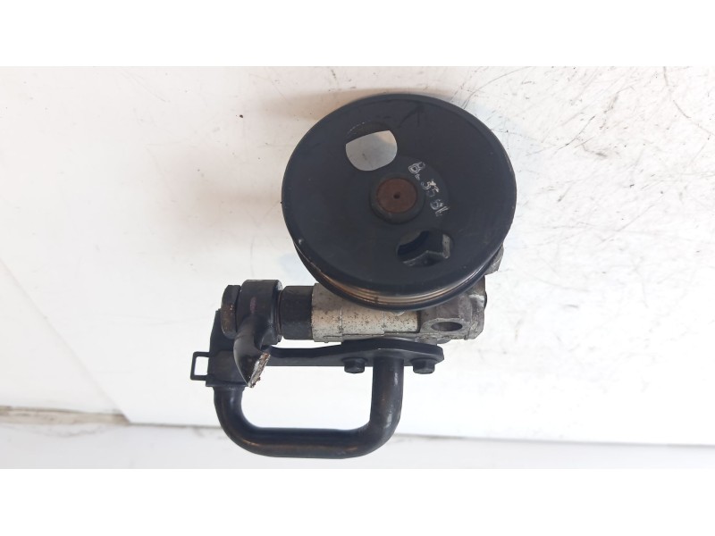 Recambio de bomba servodireccion para hyundai getz (tb) 1.5 crdi cat referencia OEM IAM 571101C301  