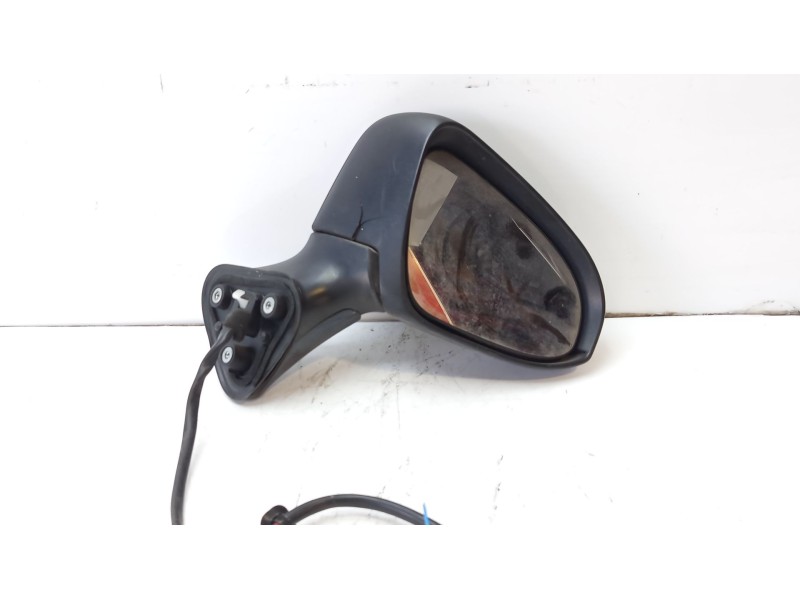 Recambio de retrovisor derecho para toyota verso business referencia OEM IAM 879100F130  